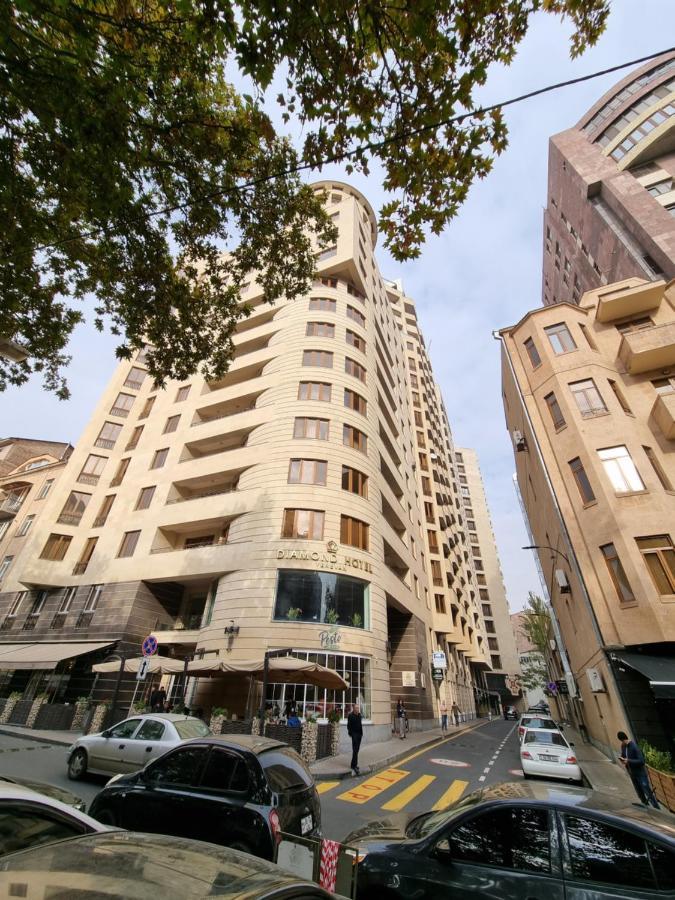 Damus Apartments Γιερεβάν Εξωτερικό φωτογραφία